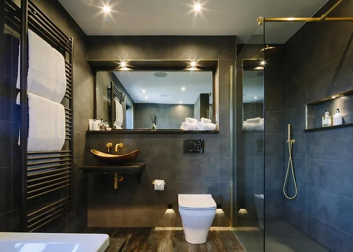 Absoluxe Bed & Breakfast