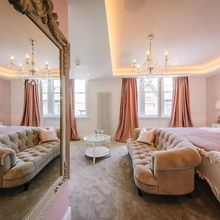 Absoluxe Bed & Breakfast 3*