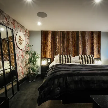 B&B Absoluxe