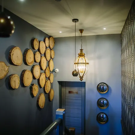 Oda ve Kahvaltı Absoluxe