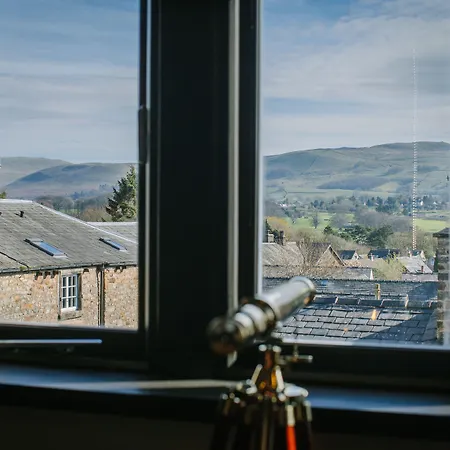 Absoluxe Bed & Breakfast