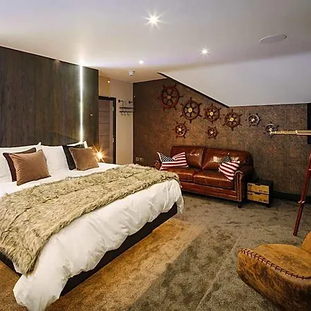 Absoluxe B&B